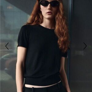 Theory Sweater Tee in Regal Wool- Black NWOT size Large